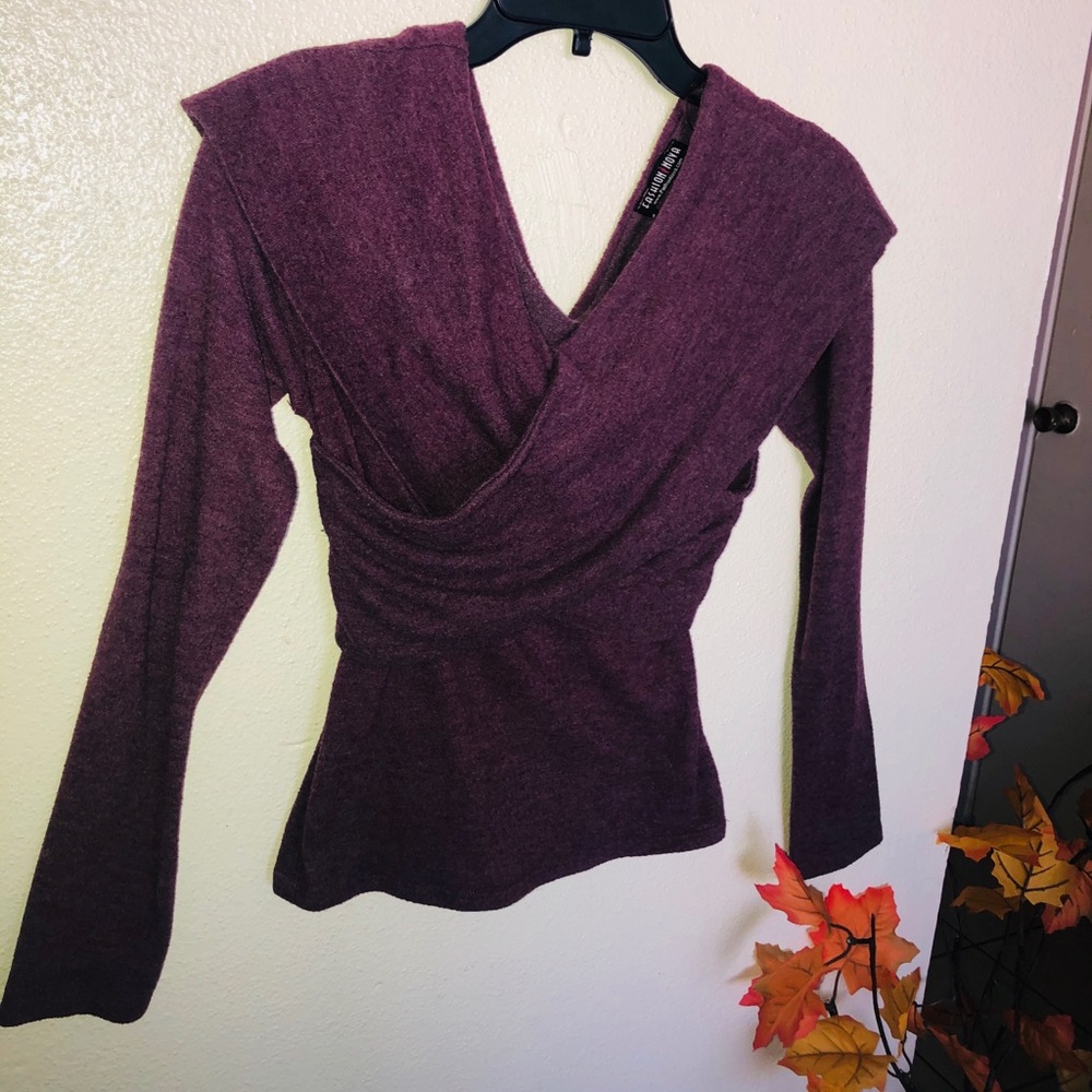 🎀 Fashion Nova Sweater 🎀